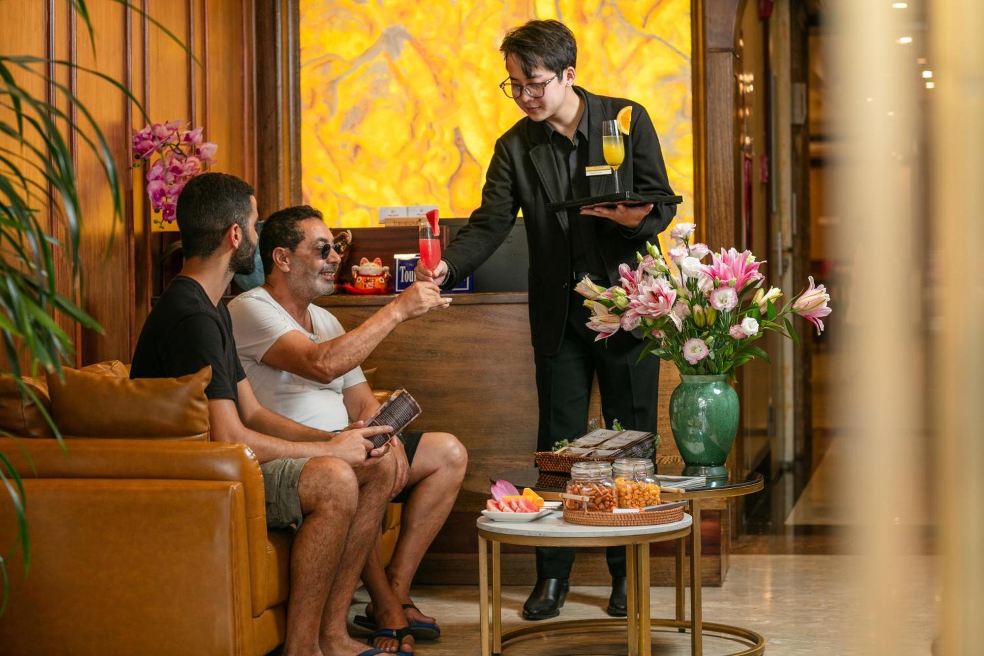 The West Hotel & Spa Hà Nội Ngoại thất bức ảnh