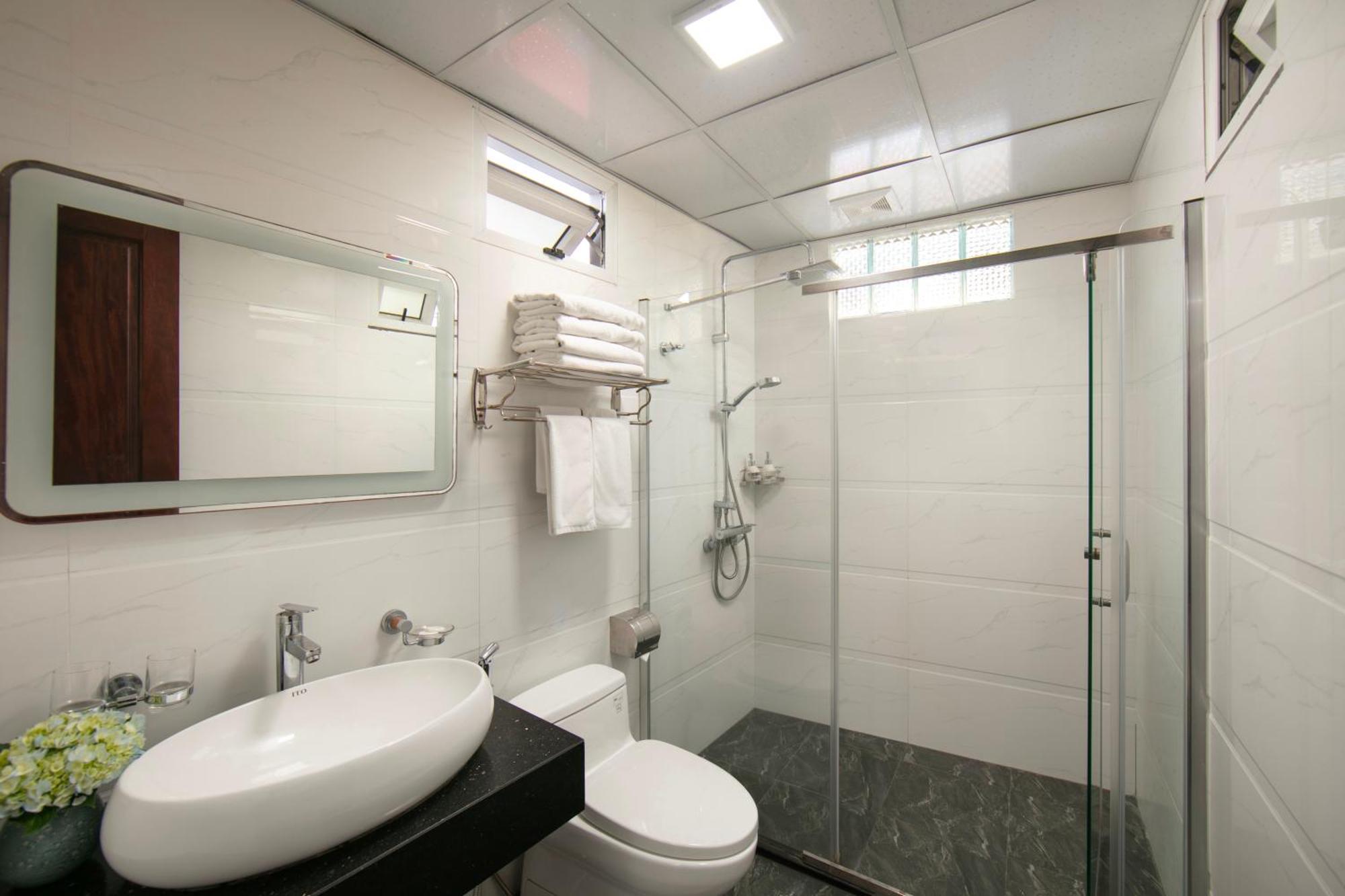 The West Hotel & Spa Hà Nội Ngoại thất bức ảnh